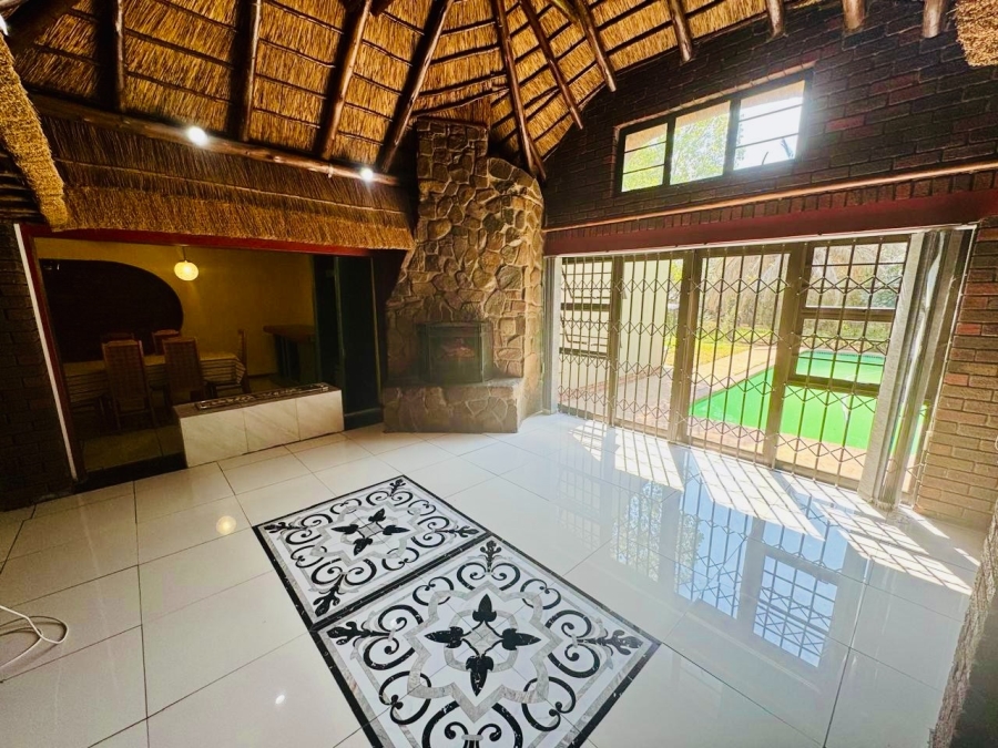 4 Bedroom Property for Sale in Heuwelsig Free State